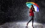 Vì sao nên chọn ô dù che mưa đẹp làm vật quà tặng khách hàng?